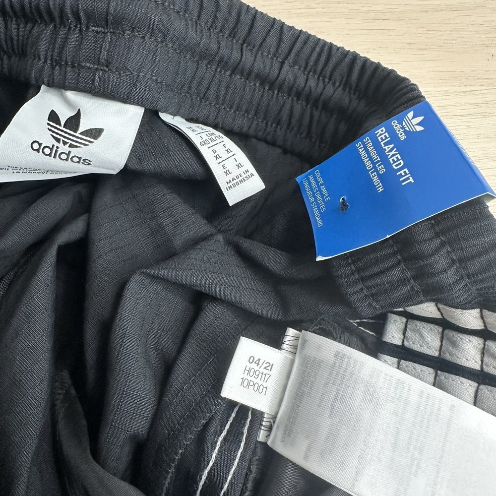 adidas Originals Adicolor Classics 3-Stripes Cargo Pants - Mens XL Black - Picture 5 of 5